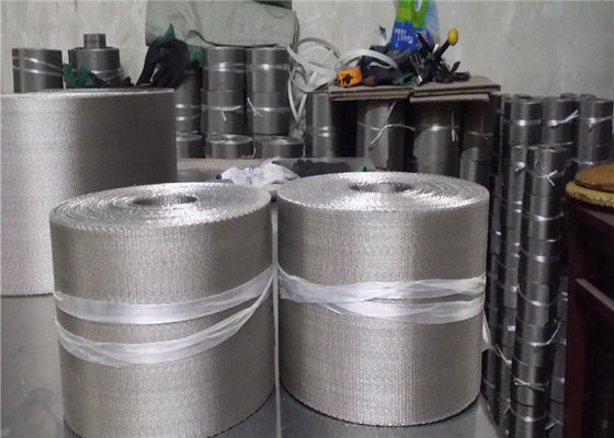 SS304 machine de l'acier inoxydable 72x15 132x17 152x24 Mesh Reverse Dutch Weave Wire Mesh Conveyor Belt For Plastic