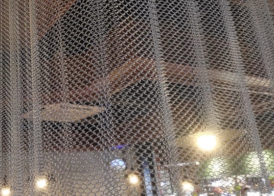 Fil Mesh Decoration Of Ceiling de rideau en draperie de bobine en métal de diviseur de l'espace