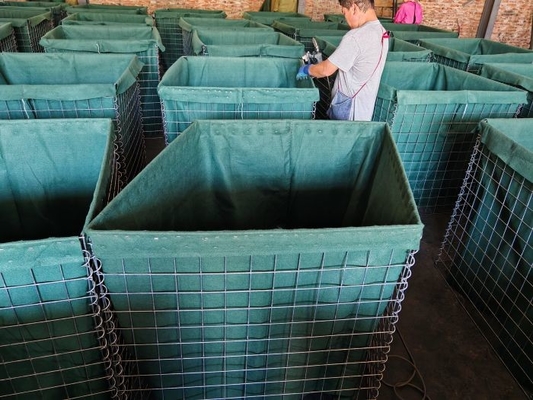 Finition de fil galvanisé itaire  Barrières avec géotextile polypropylène non tissé lourd et de différentes tailles