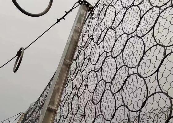 La protection contre les chutes de roches Zoo Rope Mesh Solution innovante pour les projets de contrôle des chutes de roches et de stabilisation du terrain