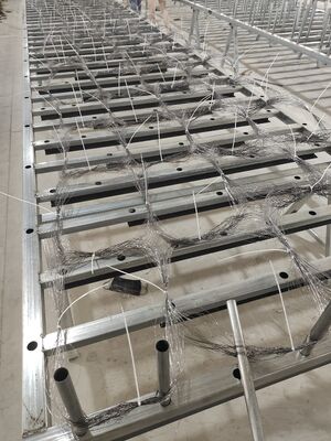 Réseau de barrière de véhicule blindé flexible de 4 mm qui empêche l'accès non autorisé et protège les réservoirs
