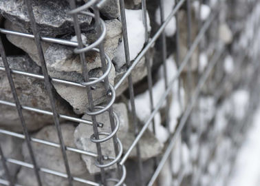 Le mur de soutènement galvanisé plongé chaud Gabion met en cage la résistance à la corrosion