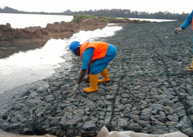 Panier de Gabion de contrôle de rivière enduit par PVC de lutte contre les inondations, mur en pierre de casier métallique
