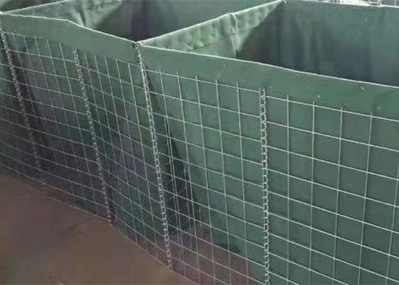 Boîte à mailles en gabion avec géotextile vert