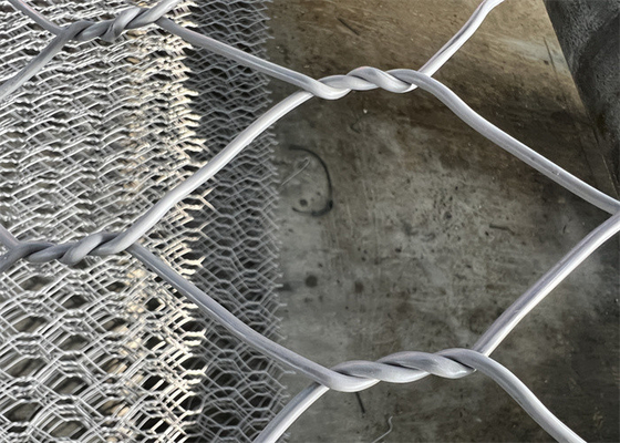 Corbeilles galvanisées en gabion hexagonal pour la protection des cours d'eau et des digues