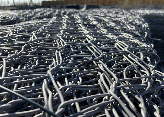 Des paniers en gabion pour la protection des berges des rivières avec un diamètre de fil de 2,2 mm à 3,5 mm