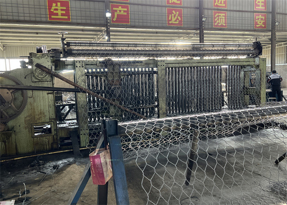 Protection du cours d'eau des paniers en gabions métalliques avec une durée de vie supérieure à 10 ans