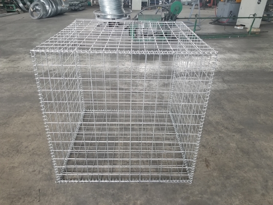 100*100 mm taille de trou Barrières  itaires galvanisées après soudage pour un confinement efficace