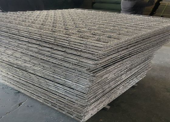5.0mm Panneau de fil de maille Barrière itaire avec 300g/m2 de poids de tissu géotextile