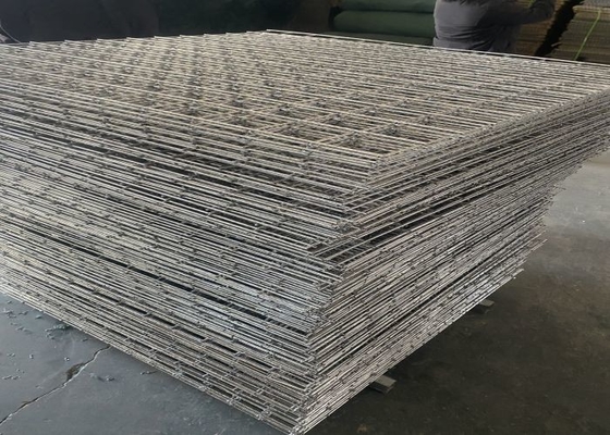 5.0mm Panneau de fil de maille Barrière itaire avec 300g/m2 de poids de tissu géotextile