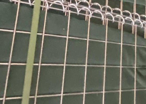 Barrière  itaire galvanisée à chaud avec une distance en spirale de 4 mm
