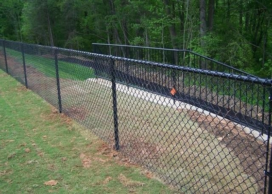 3.0mm Galvanisée Chaîne Link Clôture pour la sécurité commerciale Bbasketball Court de jeu