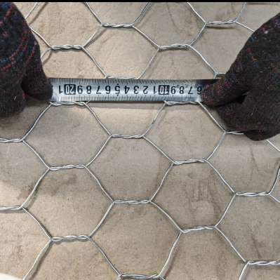 Grillage en fil d'acier galvanisé pour gabions 60x80mm pour le contrôle de l'érosion et les murs de soutènement