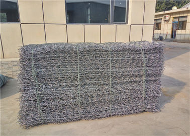 Les paniers en gabions métalliques sont parfaits pour stabiliser le sol et prévenir l'érosion