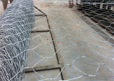 Boîtes et matelas galvanisés hexagonaux de Gabion pour le contrôle d'érosion