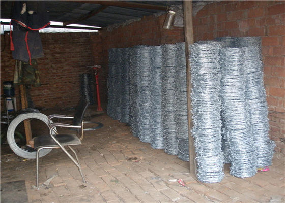 L'électro a galvanisé le double fil plat de rasoir d'enveloppe de la torsion 50kg