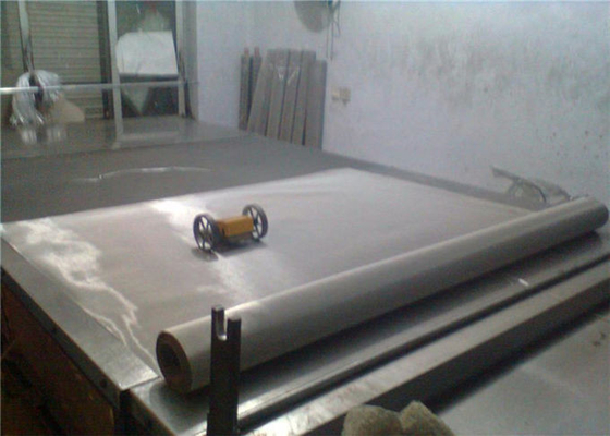 Grillage décoratif 1.22m x 30m de molybdène rond de trou