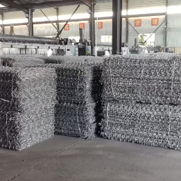 Grillage en gabion hexagonal galvanisé et revêtu de PVC pour la stabilisation des pentes